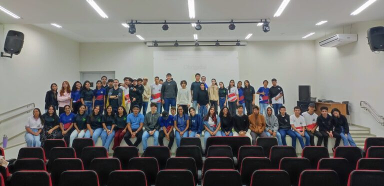 ARCAS PROMOVE DIÁLOGO SOBRE ASSISTÊNCIA TÉCNICA COM ESTUDANTES DE AGROECOLOGIA EM FÁTIMA